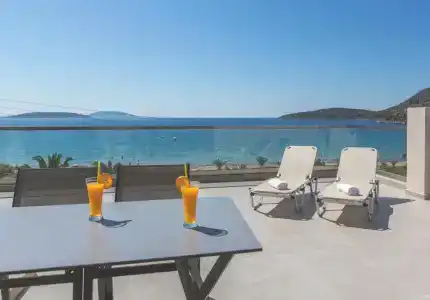 Golden Beach - 96