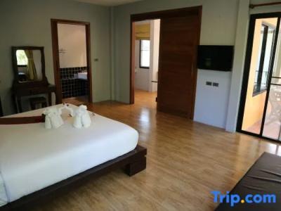 Cocoville Phuket - Sha Plus - 86