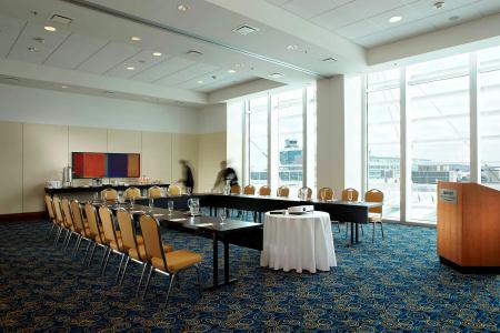 Marriott Montreal Airport In-Terminal - 46