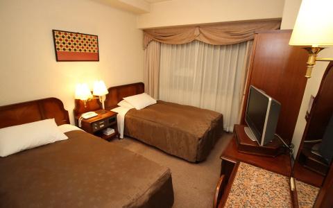 Claiton Shin-Osaka - 6