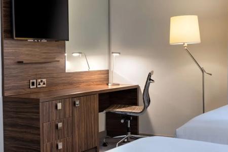 DoubleTree by Hilton London Angel Kings Cross - 61