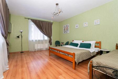 на ул. Сикейроса, 11к1 - 18