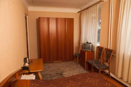 Нефтяник - 6