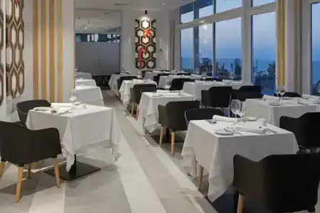 Atlantic Mirage Suites & Spa - 7