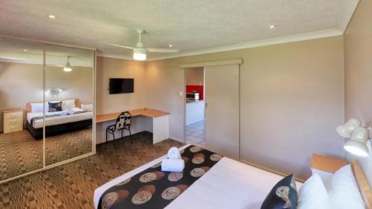James Street Motor Inn - 73