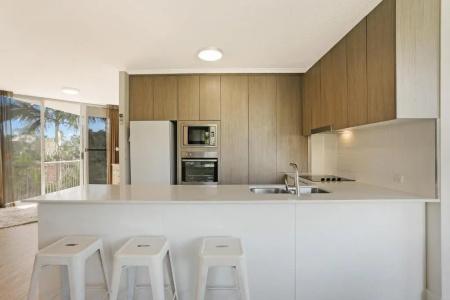 Noosa Tropicana - 168