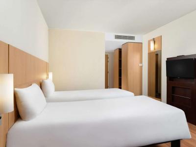 Ibis Budapest Heroes Square - 28