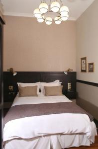 Boutique Castillo Rojo - 49