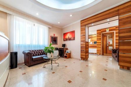 Riviera Airport, Sure Hotel Collection by Best Western - 1