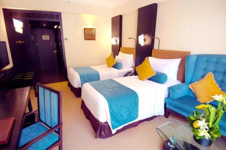 Sterlings Mac & Suites - 125
