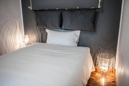 b&b Too Cute 2b Str8 - 35