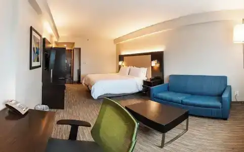 Holiday Inn Express Maspeth, An Ihg - 65