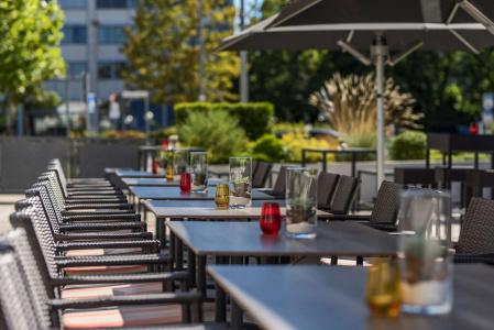 Park Inn by Radisson Neumarkt - 11