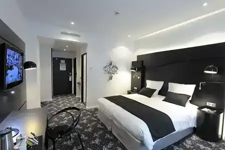 Kyriad Prestige Perpignan Centre del Mon - 51