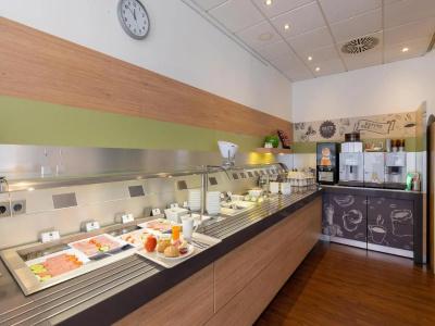 ibis Duisburg Hauptbahnhof - 16