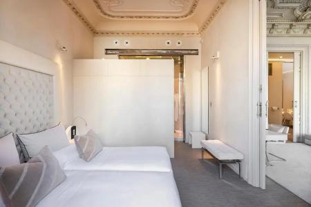 El Palauet Barcelona - 58