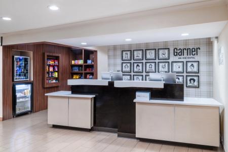 Fairfield Inn West - 3