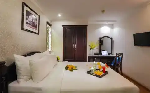 Sunrise Central - 128