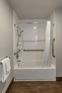 St Charles Coach House, Ascend Collection - 19