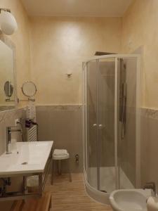 Sanremo Inn - 12