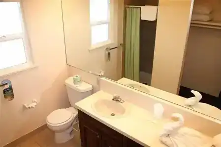 The Palomar Inn - 17
