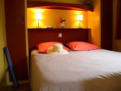 Camping Resort Les Champs Blancs - 1