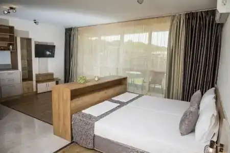 Allure Beach Resort Aparthotel - 49