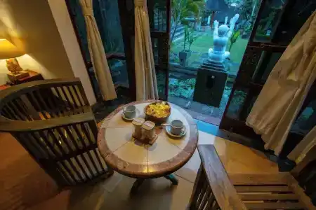 Alam Puri Art Museum Resort & Spa - 11