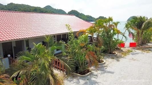 Penarak Bamboo Beach - 17