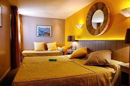 Hôtel Saint Christophe - 102