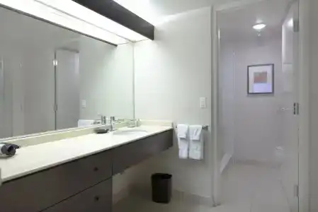 Cambridge Suites - 84