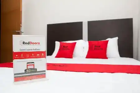 RedDoorz @ Babakan Jeruk - 3
