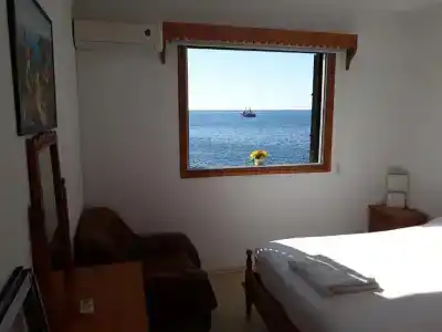 777 Beach Guesthouse - 49