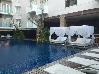 Grand Ixora Kuta Resort - 16