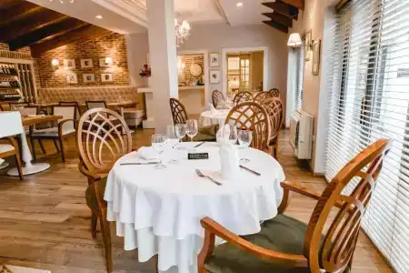 Green House & Restaurant - 29