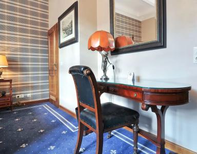 Windsor - 7