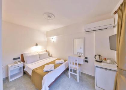 Zinbad Kalkan - 1