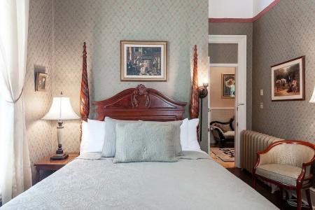 Stone Maiden Inn - 43