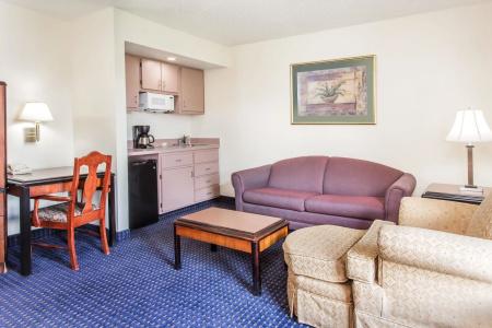 Knights Inn Virginia Beach Lynnhaven - 4