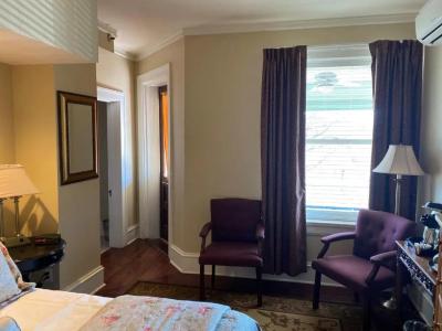 Inn at 835 Boutique - 46