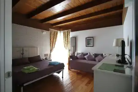 Casale Delle Ronde b&b - 1