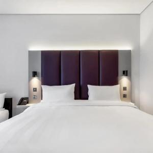 Capital Centre Arjaan by Rotana - 44