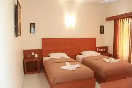 Gora Beach Inn - 50