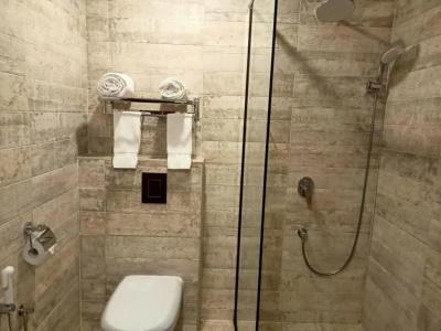 Grand Tourist - 27