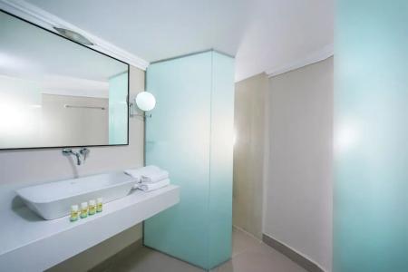 Notos Heights & Suites - 319