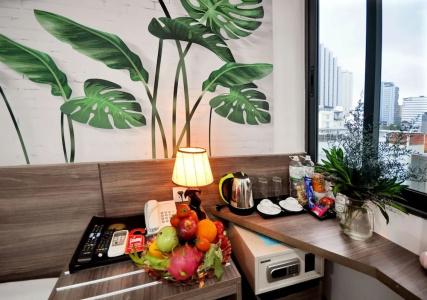 Mega Light - Managed By Rhm Group - 30