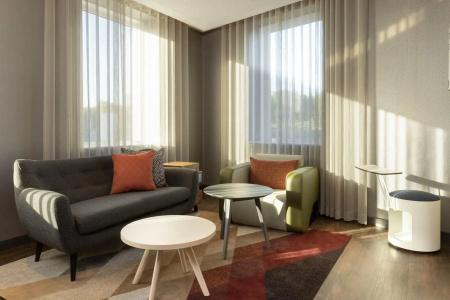 Holiday Inn - Eindhoven Airport - 11