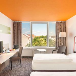 Park Inn by Radisson Dresden - 35