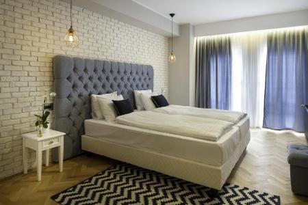 Venis Boutique - 77