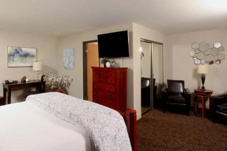 Quality Inn Oakwood - 3